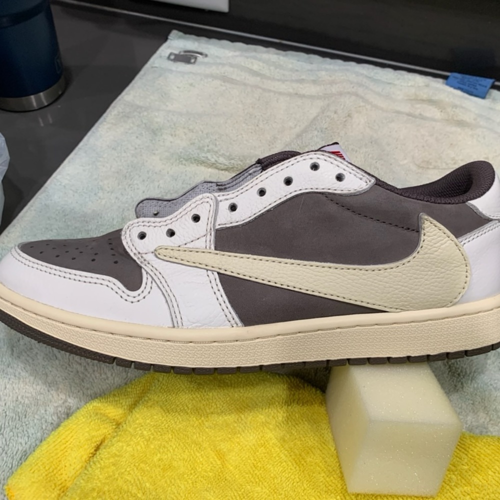 Nike Air Travis Scott